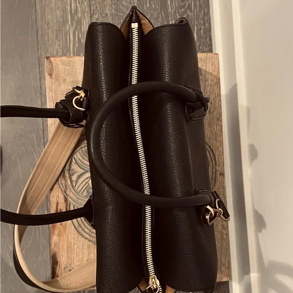 MCM Black Leather Satchel - Picture 5 of 9